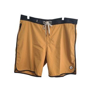 Vuori Cruise Boardshorts Mens 36 Gold Black Micro Dot Stretch Swim Trunks Surf